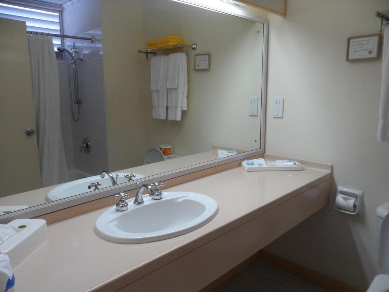 Hotel Pommarine Bridgetown Kültér fotó