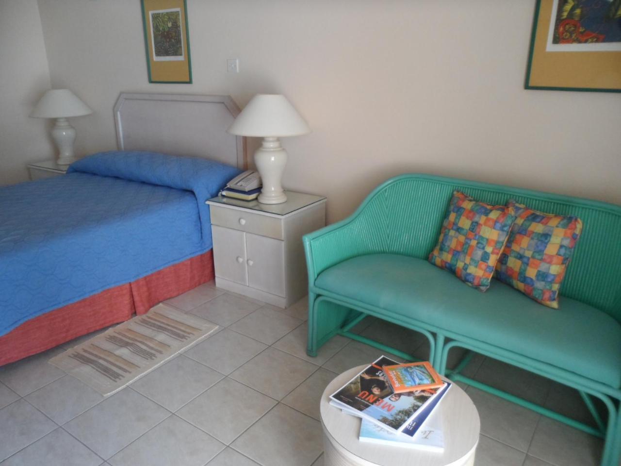 Hotel Pommarine Bridgetown Kültér fotó