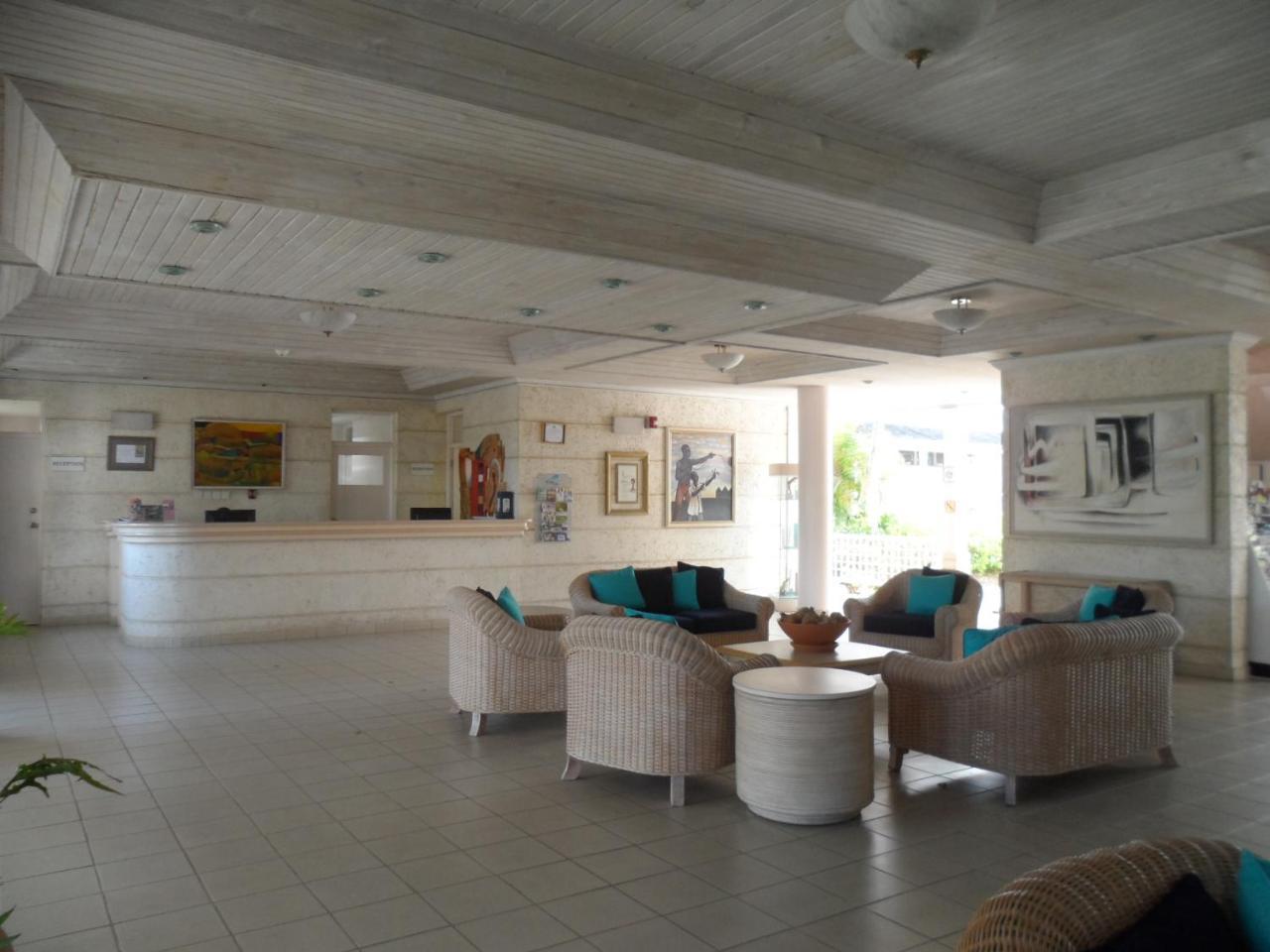 Hotel Pommarine Bridgetown Kültér fotó